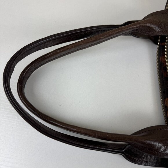 B Makowsky Brown Leather Shoulder Bag - Picture 16 of 16